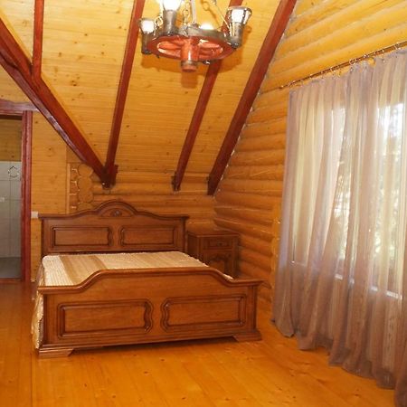 Норіс Hotel Mihovo Kültér fotó
