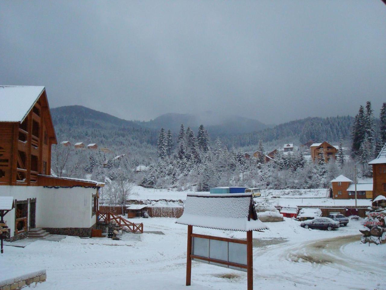 Норіс Hotel Mihovo Kültér fotó