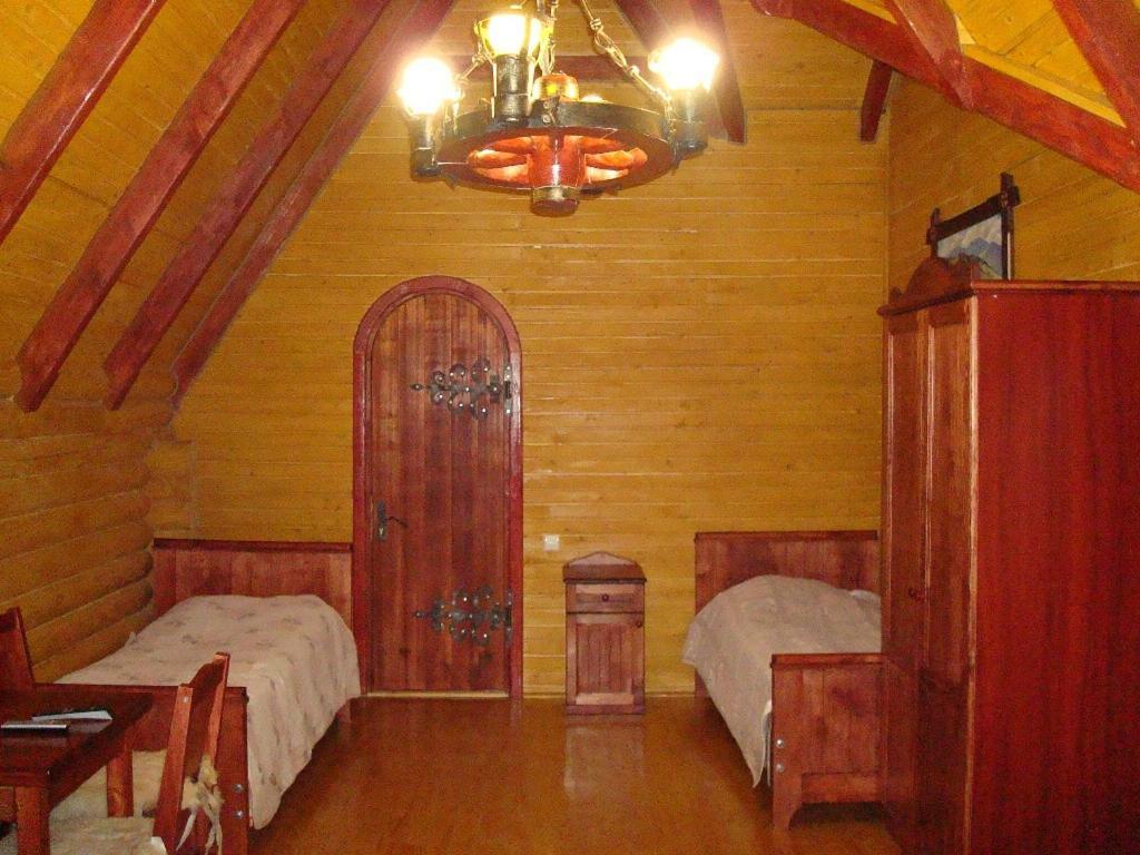 Норіс Hotel Mihovo Kültér fotó