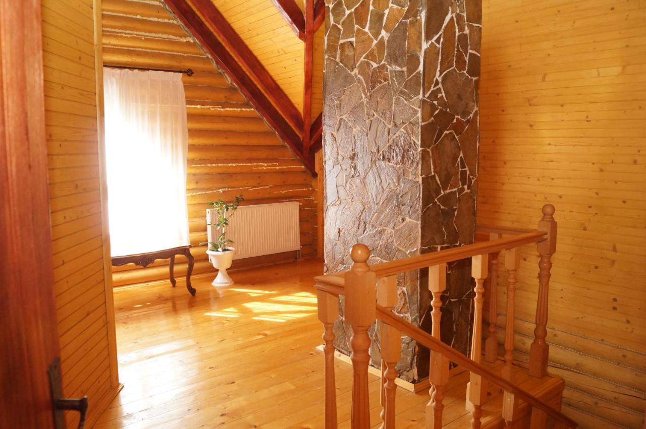 Норіс Hotel Mihovo Kültér fotó