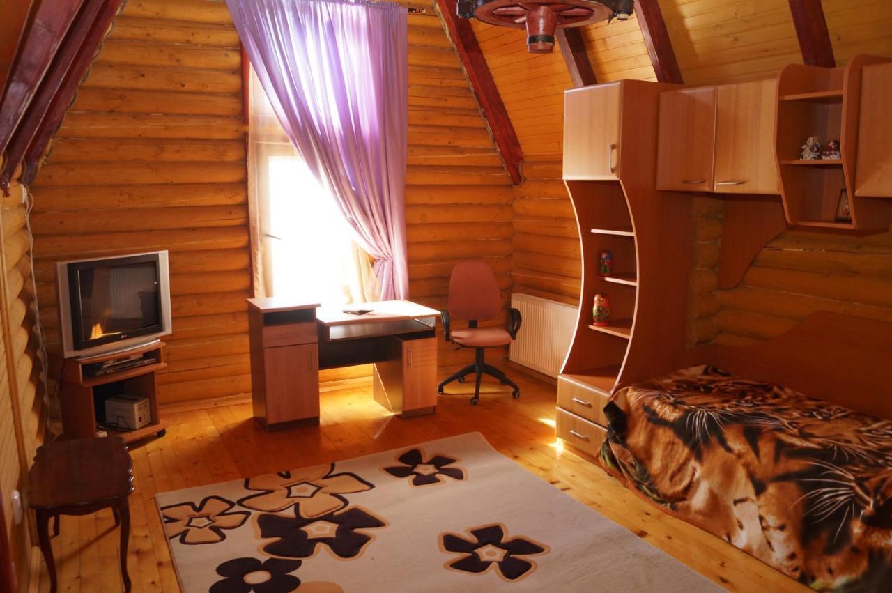 Норіс Hotel Mihovo Kültér fotó