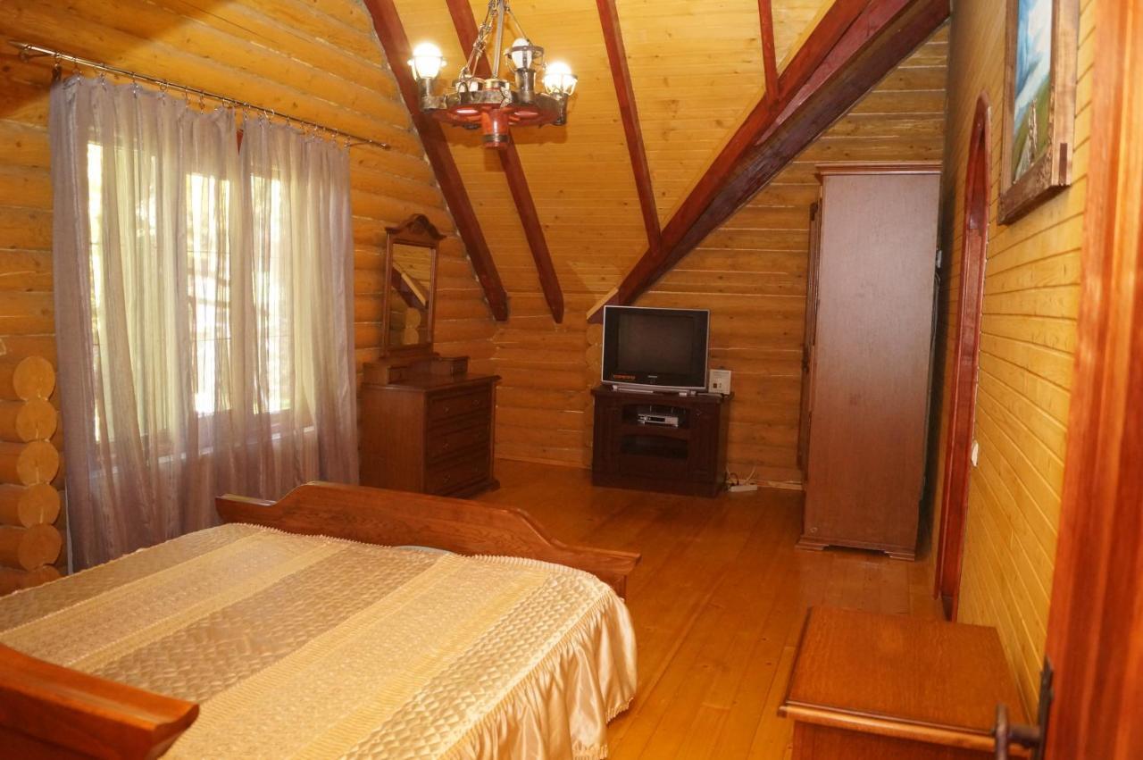 Норіс Hotel Mihovo Kültér fotó