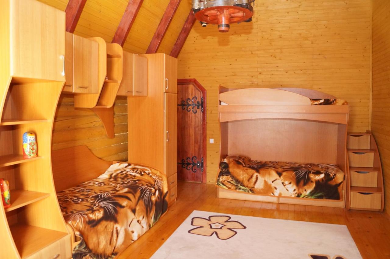 Норіс Hotel Mihovo Kültér fotó