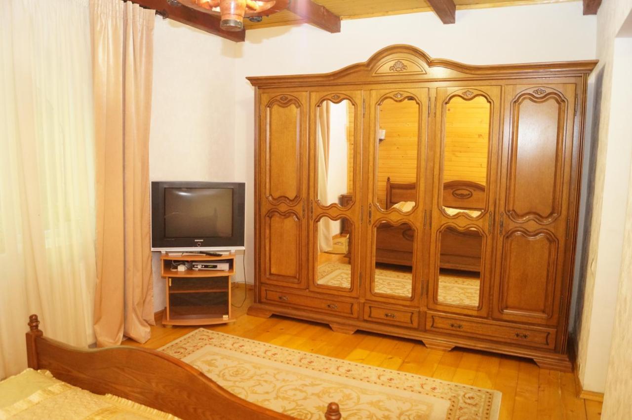 Норіс Hotel Mihovo Kültér fotó