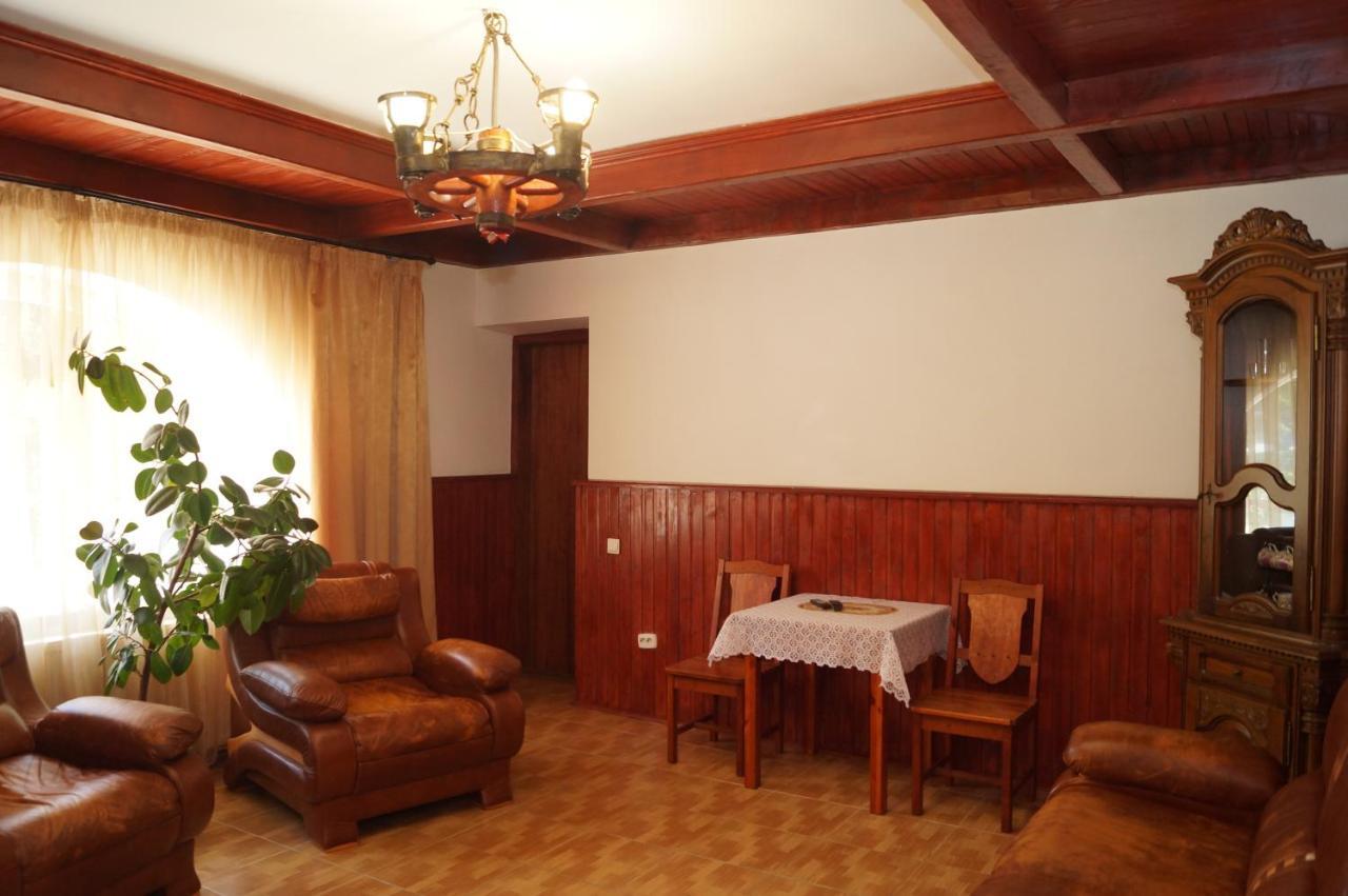 Норіс Hotel Mihovo Kültér fotó