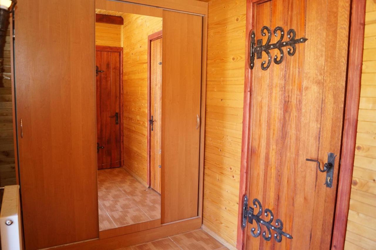 Норіс Hotel Mihovo Kültér fotó