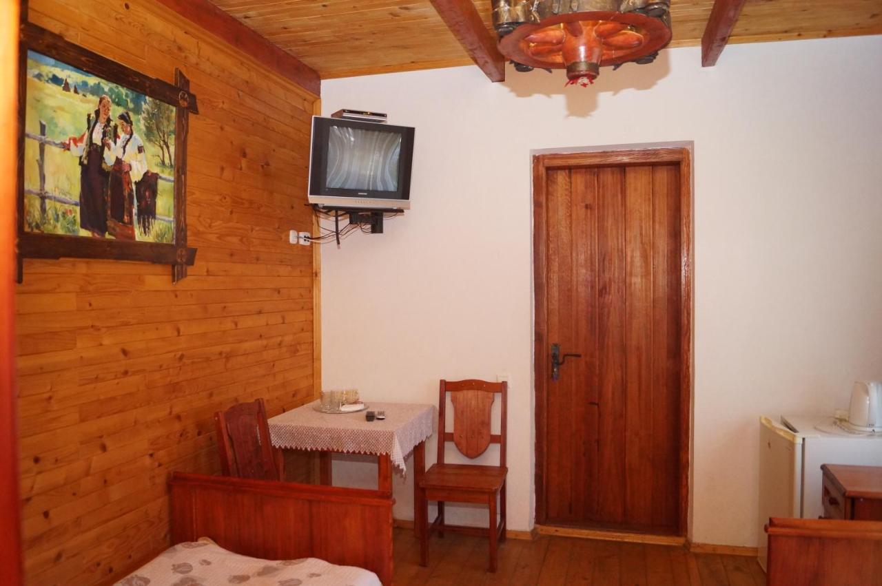 Норіс Hotel Mihovo Kültér fotó