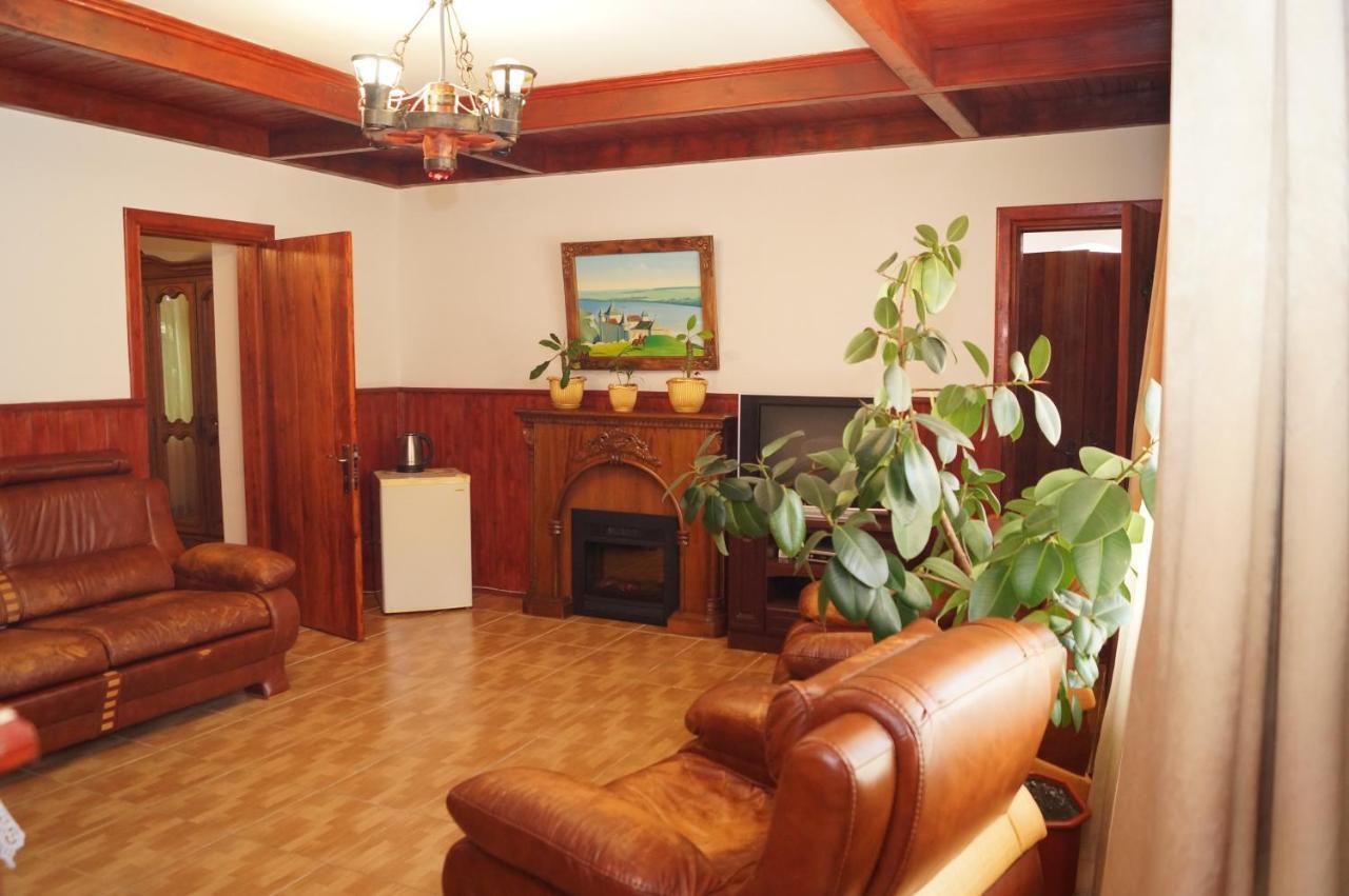 Норіс Hotel Mihovo Kültér fotó